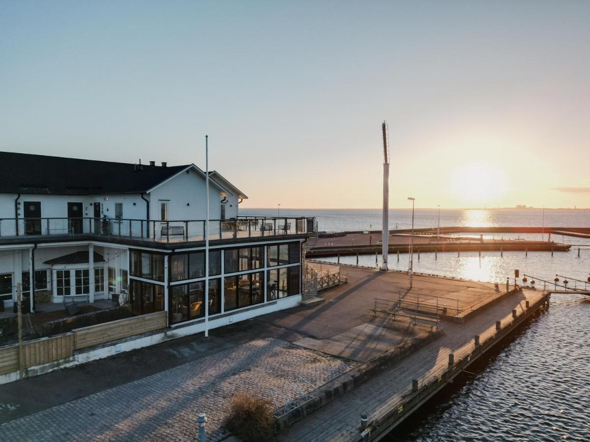 Hotell Hamnen Färjestaden المظهر الخارجي الصورة