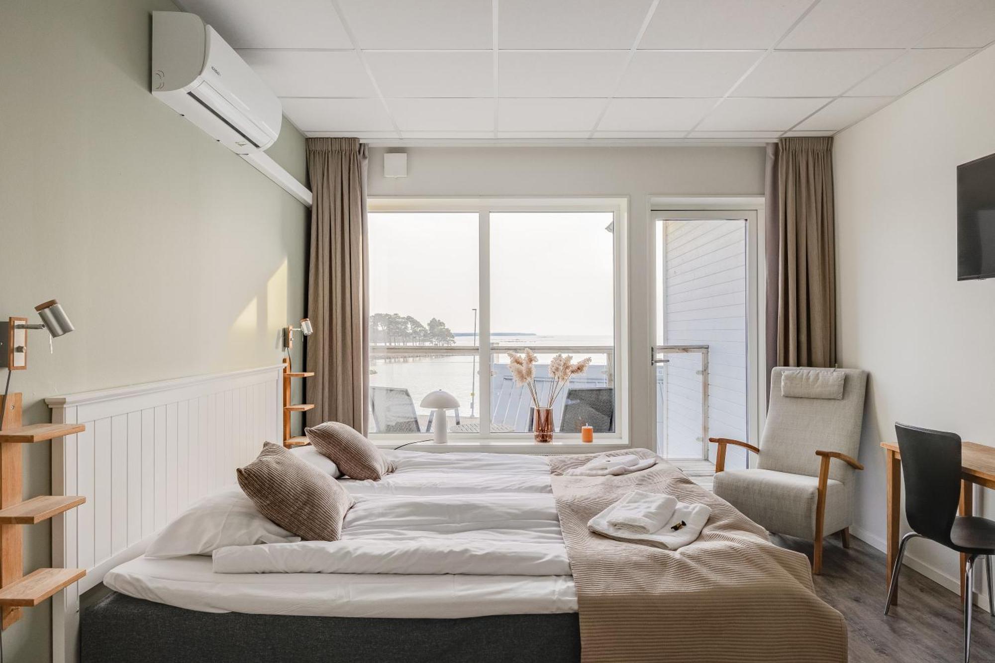 Hotell Hamnen Färjestaden المظهر الخارجي الصورة